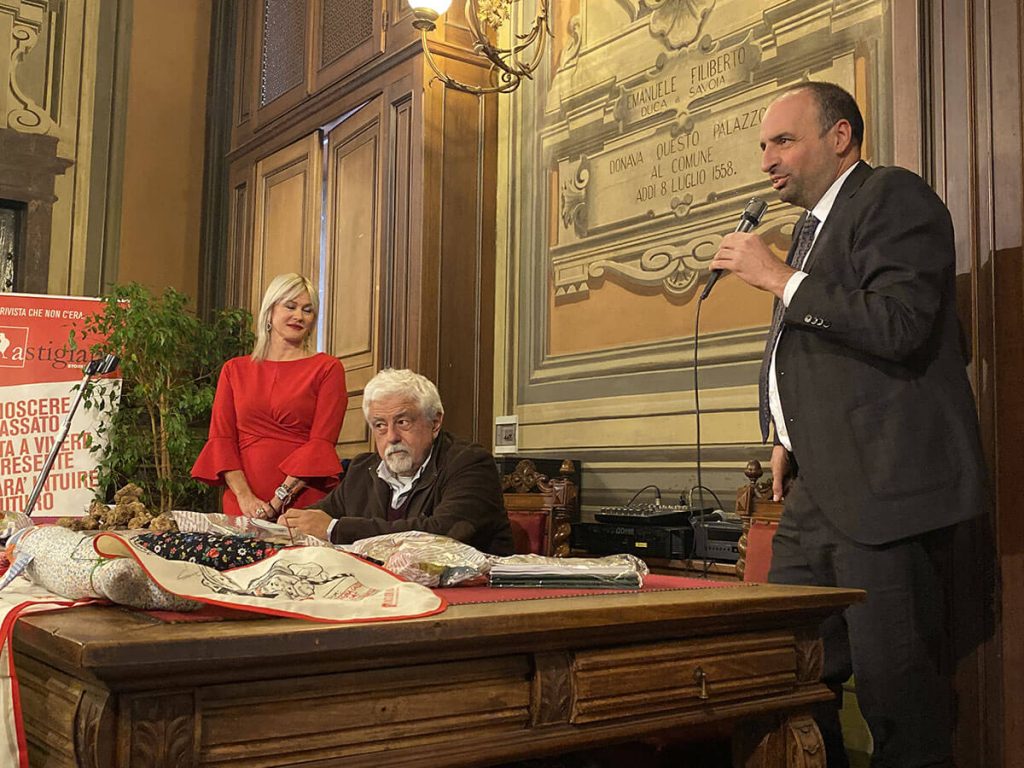 Loretta Bologna, Sergio Miravalle e Mauro Carbone alla presentazione del Bagna Cauda Day 2019